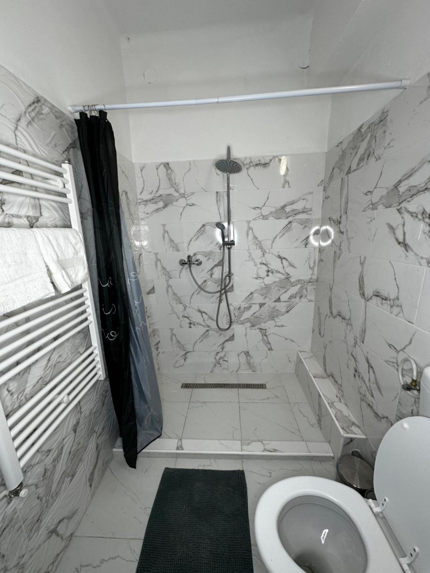 Airport17 B&B Vecsés Zewnętrze zdjęcie